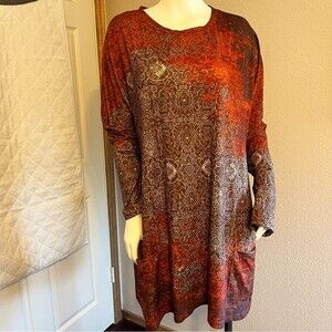 GUC Exclusive women’s long sleeved, batik tunic top XL